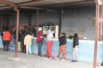 Migrantes que recién llegan a Tamaulipas buscan empleo en la albañilería