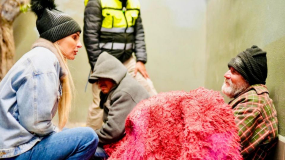 Ante el descenso de las temperaturas a un dígito, el Municipio de Santa Catarina, a través de Protección Civil Jaguares, desplegó el Operativo Carrusel en apoyo de personas en situación de calle.