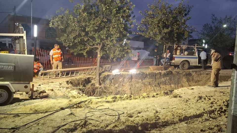 AyD de Monterrey dijo que los trabajos de reparación en fuga de agua quedarían listos este fin de semana.