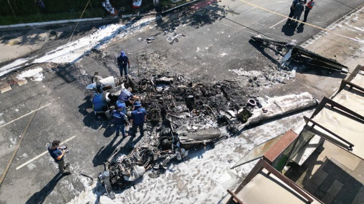 Mueren dos personas tras caída de avioneta en Sao Paulo