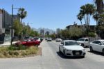 Comerciantes de Centrito Valle piden más cajones de estacionamiento y quitar bolardos