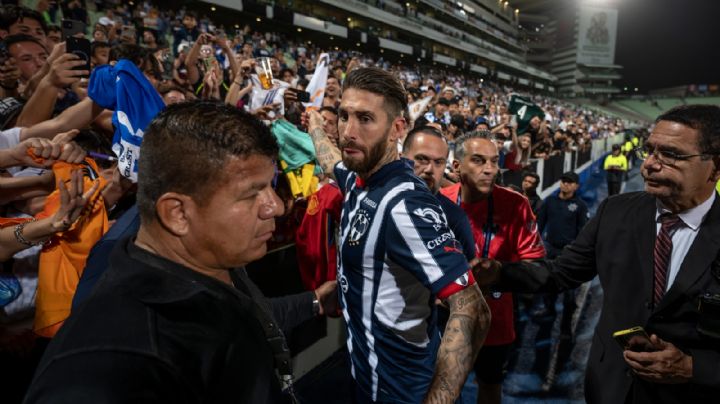 Decepción Albiazul: Noche amarga para aficionados de Rayados en Torreón