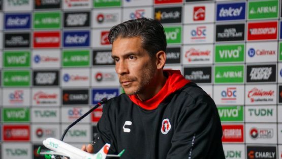Cirilo Saucedo será técnico interino de Xolos; el ‘Loco’ Abreu llegará en el Apertura 2025