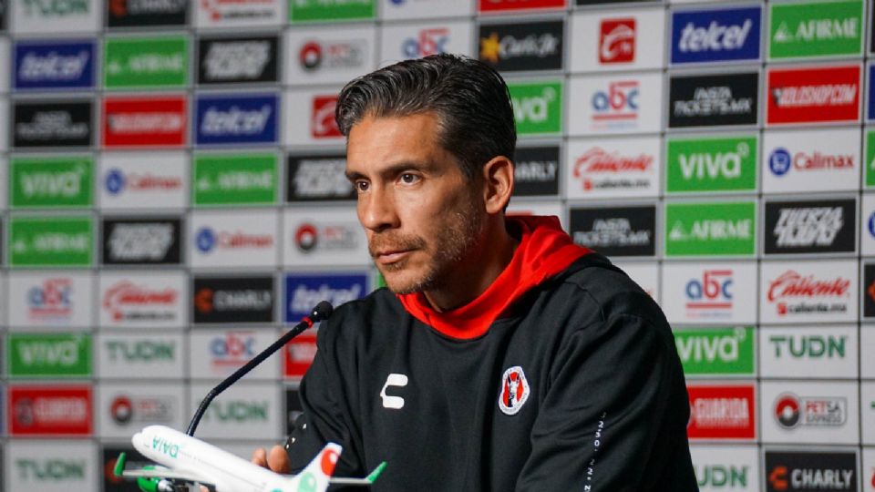 El exportero de los Xolos tomará el mando en lo que llega Sebastián “Loco” Abreu