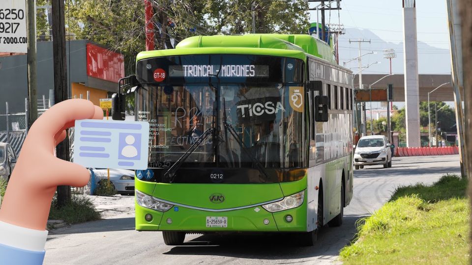 Camión urbano en Monterrey