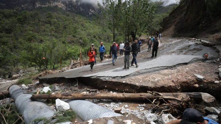 Carreteras de Santiago, NL siguen dañadas tras tormenta Alberto