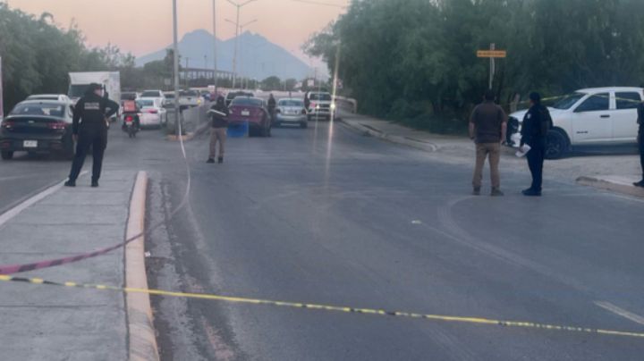 Hombre muere arrollado mientras intentaba cruzar una avenida en Escobedo