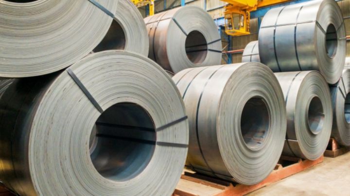 Aranceles de EU podrían golpear al acero mexicano y beneficiar a otros sectores: Moody’s