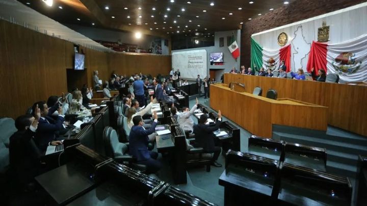 Diputados locales analizan irse de vacaciones pese a rezago legislativo