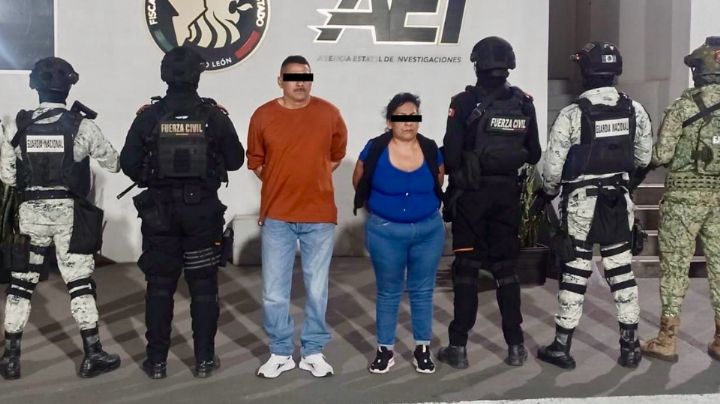 Detienen a pareja con más de 150 dosis de drogas en Monterrey