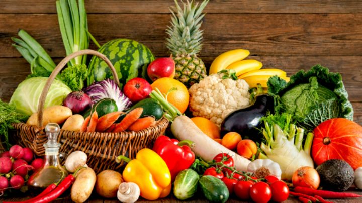 ¿Cuáles son las frutas y verduras de temporada y cuánta cantidad se debe consumir?