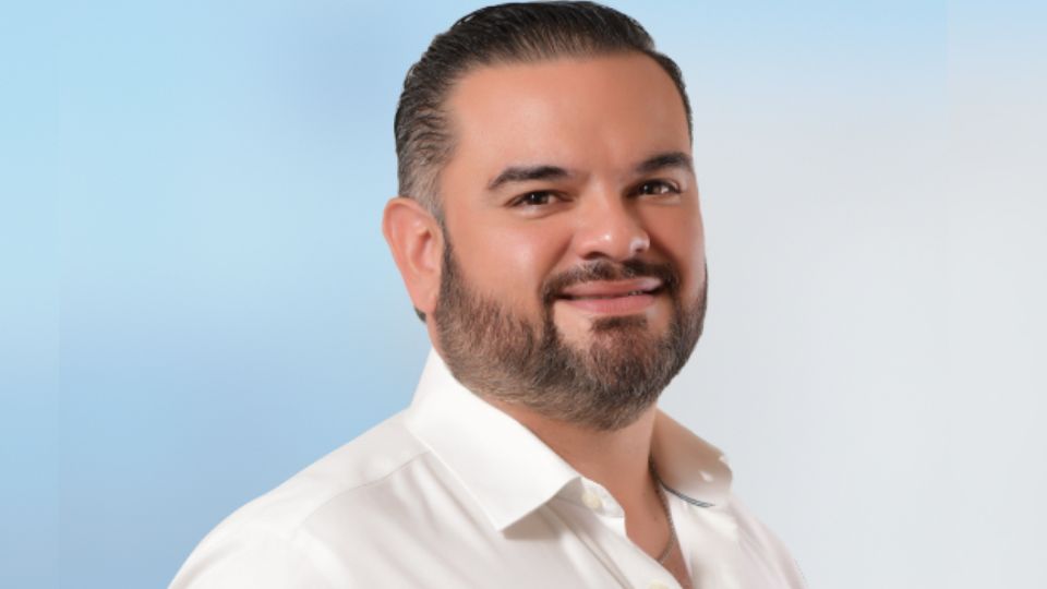 Nombran a Carlos Rodríguez “El Cuate” Coordinador de la Región del sector salud en NL.