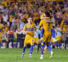 Tigres con polémica se mete a Semifinales tras empatar con Necaxa