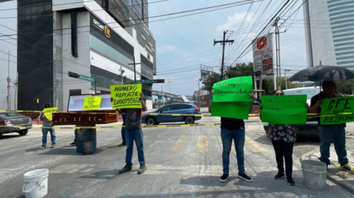Vecinos de la colonia Obrera bloquean calles por más de 72 horas sin luz