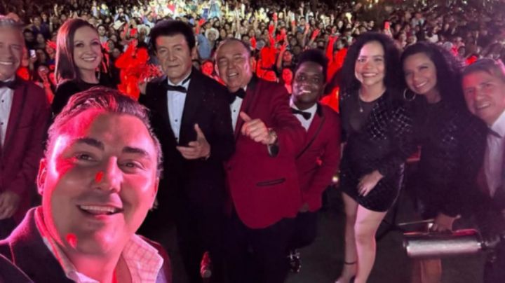 Festejan a los maestros en García y rifan un auto de último modelo