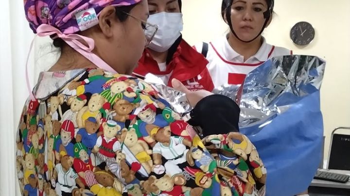 Detienen a empleada por abandonar a su bebé en bote de basura en Escobedo