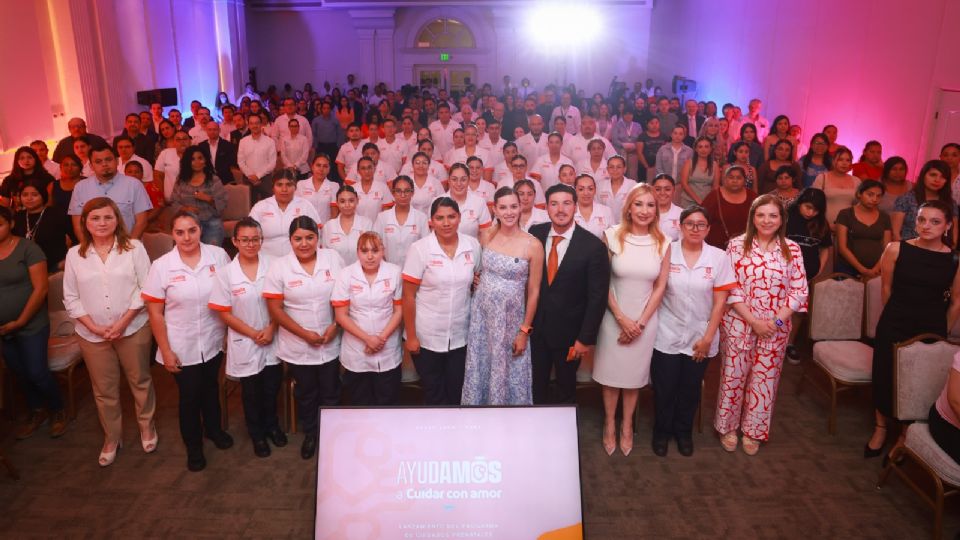 Estado lanza programa 'Ayudamos a Cuidar con Amor' para mujeres embarazadas.