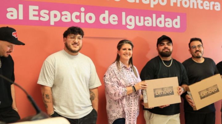 Grupo Frontera entrega laptops y útiles escolares a centro para migrantes en Monterrey