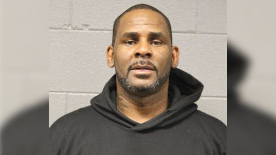 R. Kelly hospitalizado de emergencia tras sufrir presunta sobredosis en prisión.