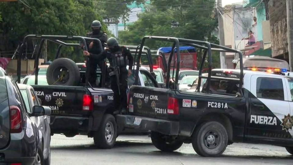 Elementos de Fuerza Civil en la colonia Tepeyac de Linares
