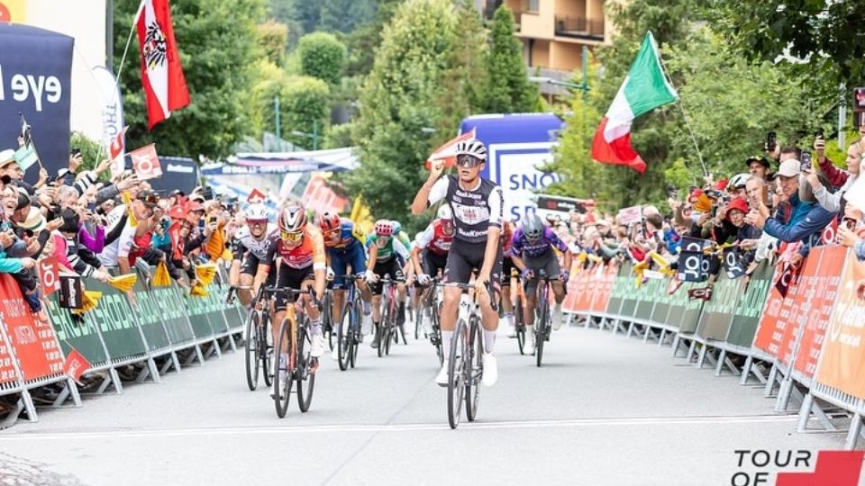 El mexicano Isaac del Toro es sublíder del Tour de Austria