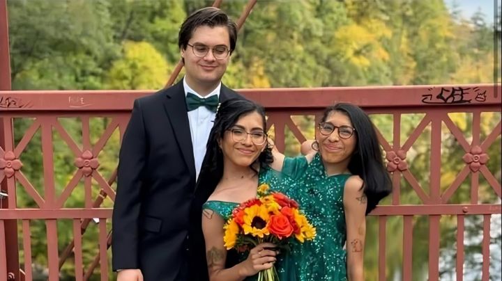 Carmen Andrade, gemela siamesa mexicana, se casa en secreto con su novio