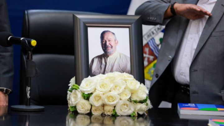 Rinden homenaje a Mauricio Fernández en el primer informe de gobierno de su administración