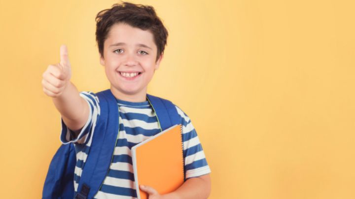 Beca de 5 mil pesos y computadora gratis: así puedes inscribirte