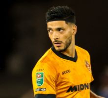 Raúl Jiménez velve con Wolverhampton en triunfo 3-0 ante Port Vale en la EFL Cup