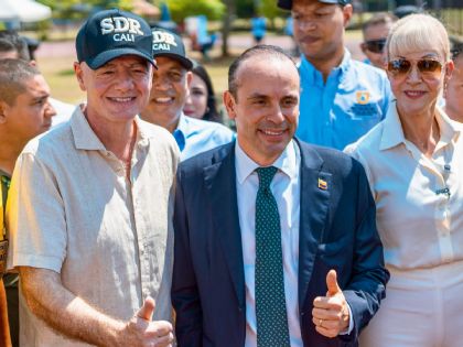 Gianni Infantino visita Colombia y se reúne con el presidente de la Conmebol
