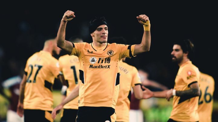 Golazo de Raúl Jiménez dio triunfo a los Wolves