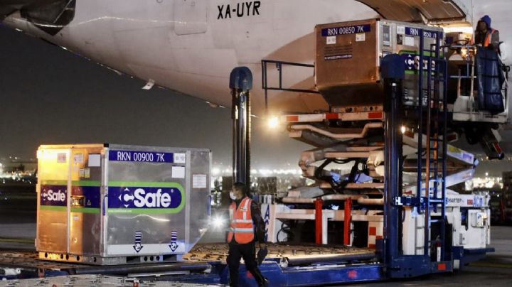Un nuevo lote de vacunas contra Covid-19 de AstraZeneca llega a México