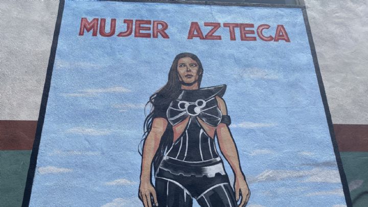 Pintan mural de 'Mujer Azteca' para reconocer e inspirar a mujeres mexicanas