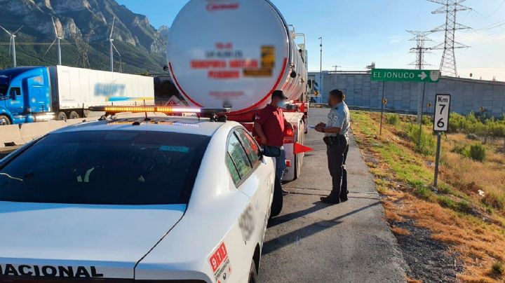 Aseguran 48 mil litros de combustible en Santa Catarina
