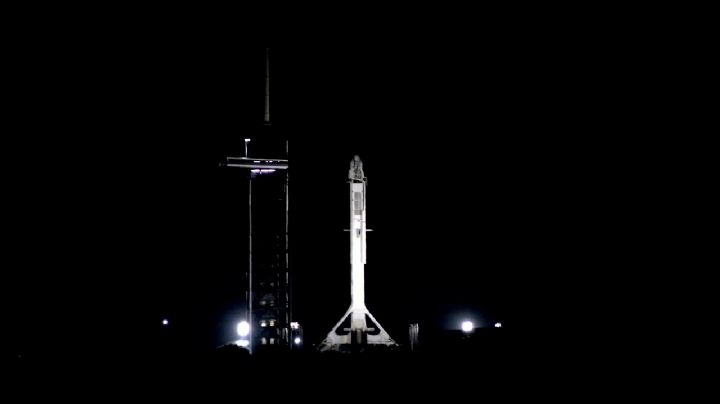 Por huracán Ida aplazan lanzamiento de carga de Space X a EEI
