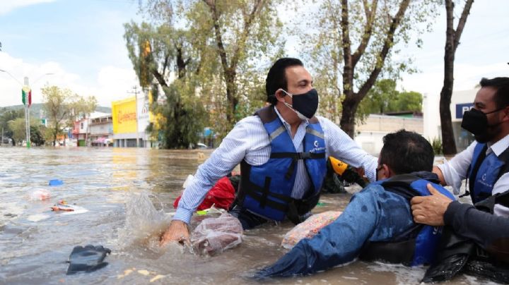 Se hundió la lancha del gobernador de Hidalgo; cayó entre aguas negras