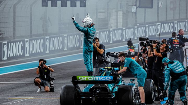"Me llena de felicidad esta carrera que tuve", así se despide Vettel