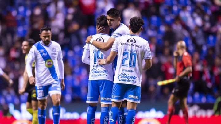 Proponen eliminar consumo de alcohol en el Estadio Cuauhtémoc de Puebla