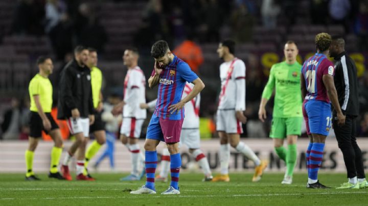 Cae Barcelona y acerca al Madrid al título de LaLiga