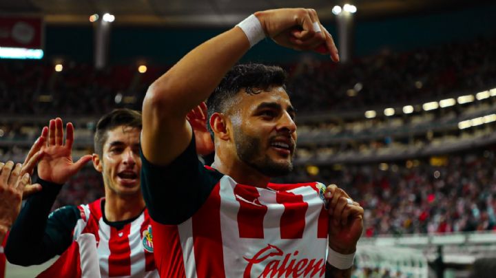 Renueva Alexis Vega con Chivas, ¿adiós Rayados?