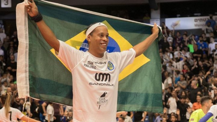 Competirá Ronaldinho ante Flash de Monterrey