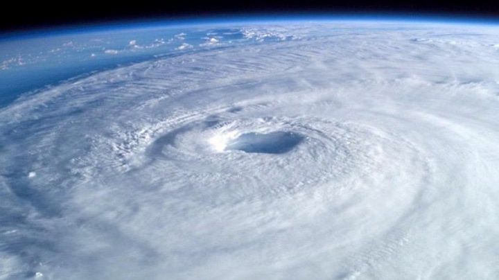 Huracanes de categoría 3, 4 y 5 podrían impactar México