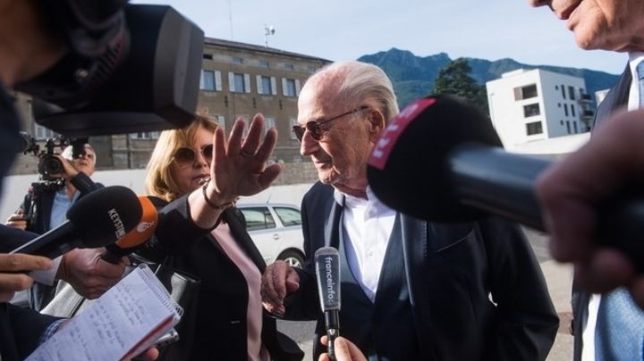 Inicia juicio contra Blatter y Platini