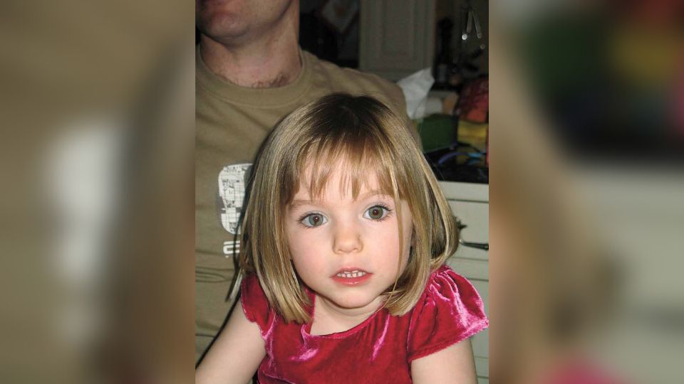 Madeleine McCann en una foto familiar compartida por los padres. Foto: Archivo