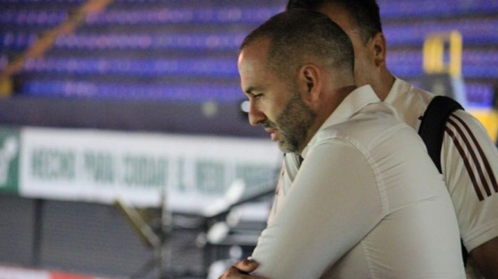 Acude Pedro López a Estadio Universitario