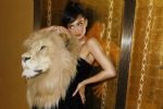Peta celebra el vestido con 'cabeza' de león de Kylie Jenner