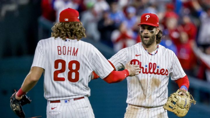 MLB: Triunfo de escándalo de los Phillies y se ponen a medio camino de la Serie Mundial