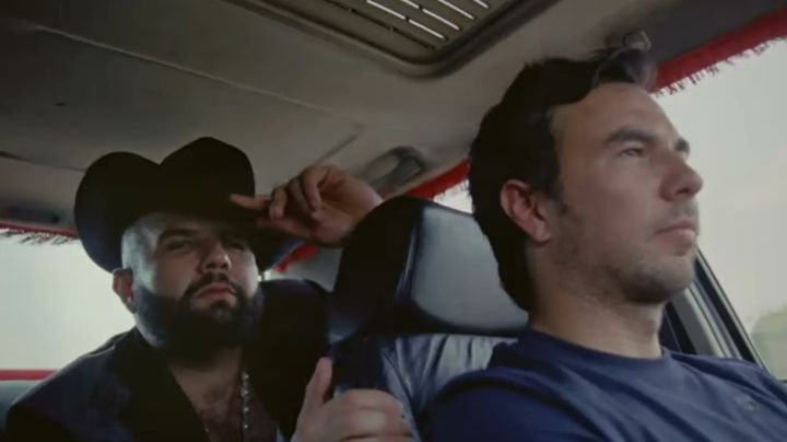 ‘Checo’ Pérez se vuelve taxista en la nueva canción de Carin León