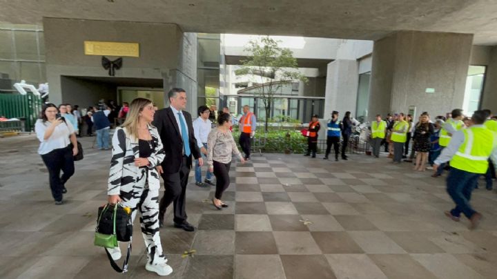 Realizan simulacro de desalojo en Congreso de Nuevo León