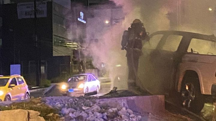 Muere automovilista tras choque e incendio de vehículo en San Pedro